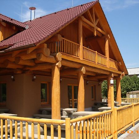 Penzion U Fábů Lednice Exterior foto
